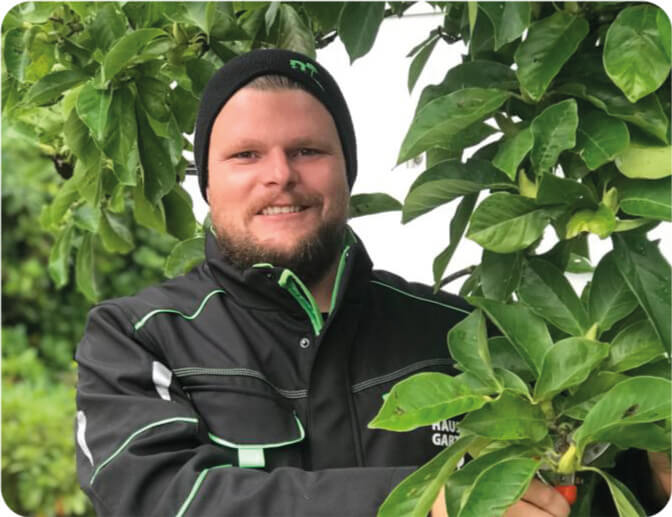 Krüger Gartenpflege und Gestaltung Henrik Krüger Portrait